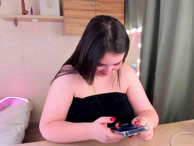 Alicenextdoor webcam