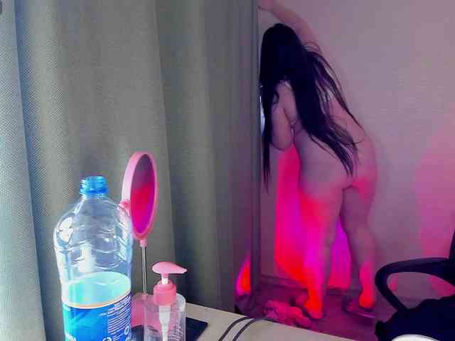 Alicenextdoor webcam