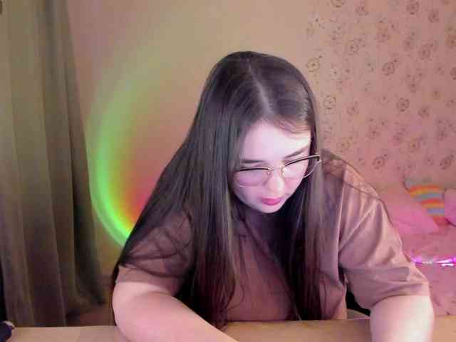 Alicenextdoor webcam