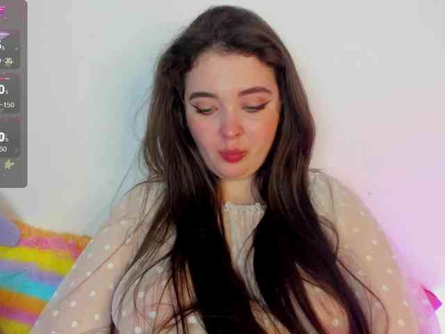 Alicenextdoor webcam