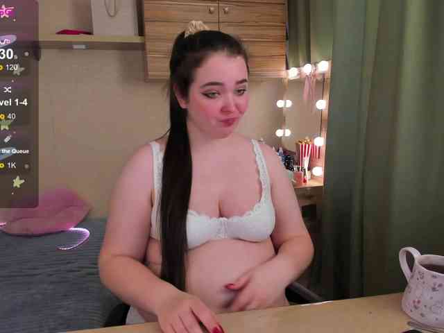 Alicenextdoor webcam