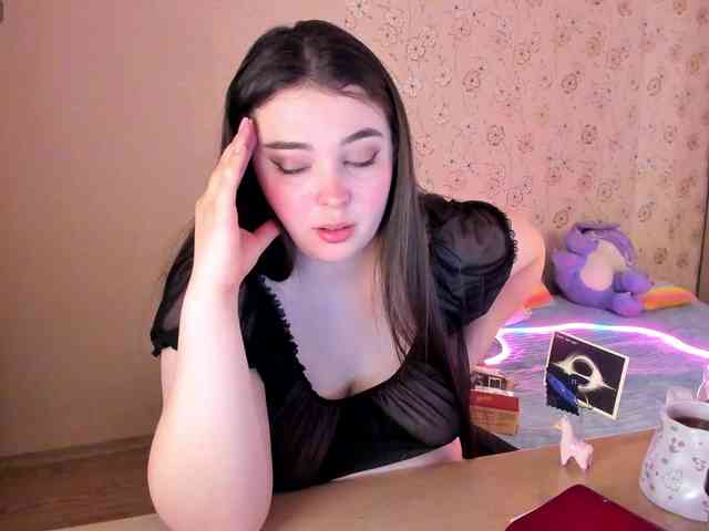 Alicenextdoor webcam