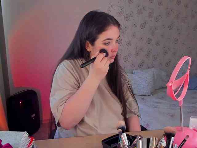 Alicenextdoor webcam