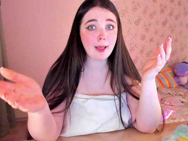 Alicenextdoor webcam