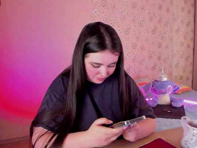 Alicenextdoor webcam