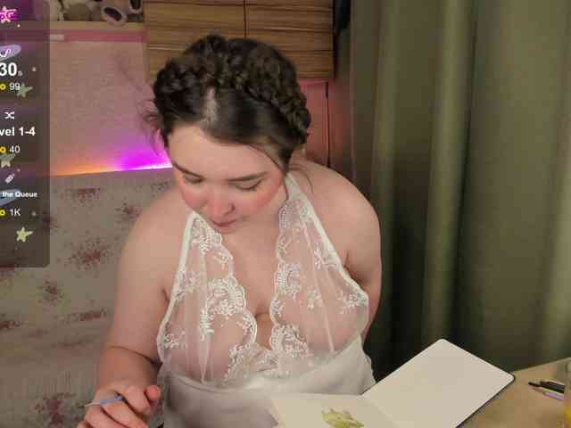 Alicenextdoor webcam