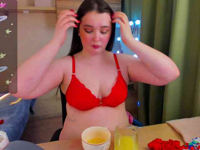 Alicenextdoor webcam