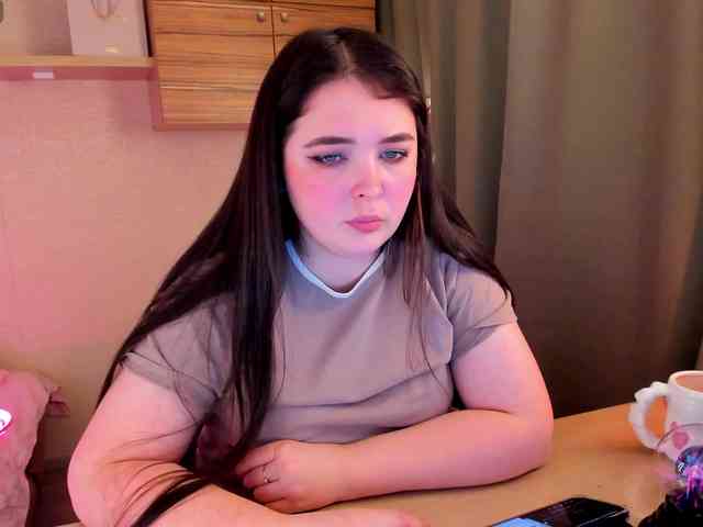 Alicenextdoor webcam