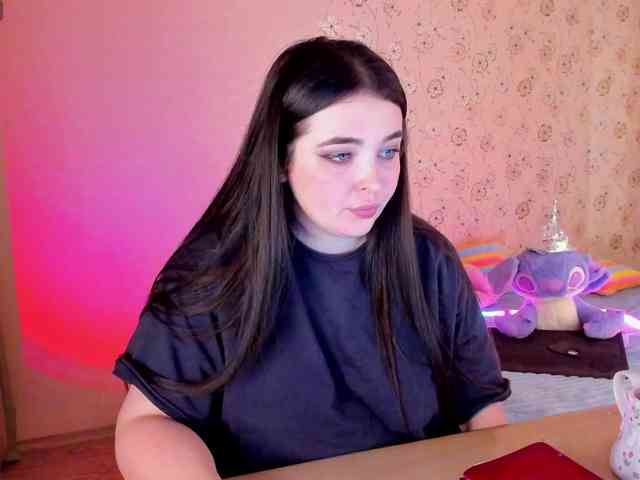 Alicenextdoor webcam