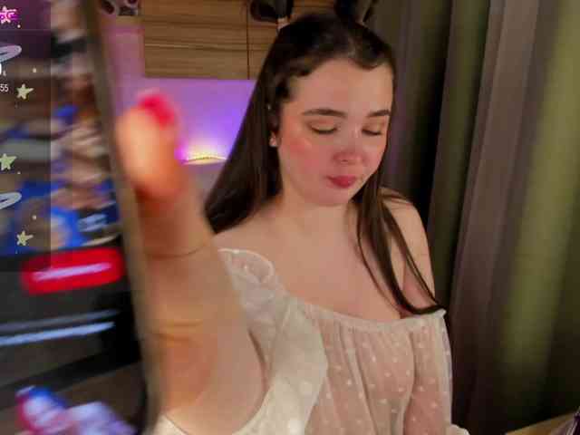 Alicenextdoor webcam