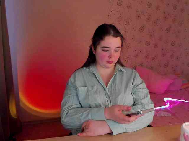 Alicenextdoor webcam