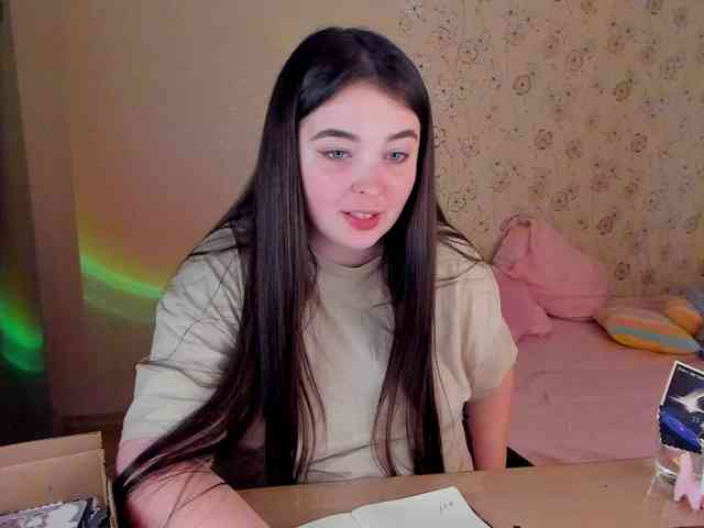 Alicenextdoor webcam