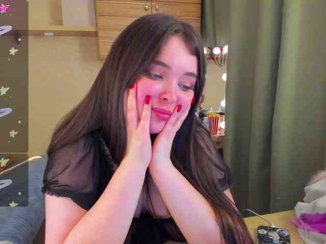 Alicenextdoor webcam