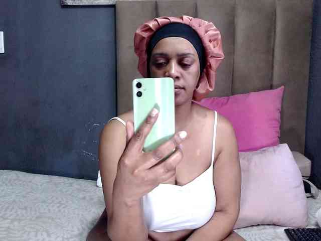 GoddessEmpressxxx1 webcam