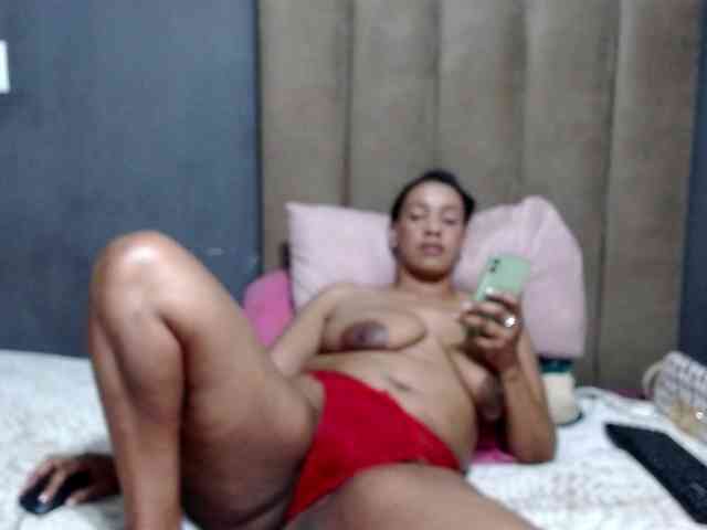 GoddessEmpressxxx1 webcam