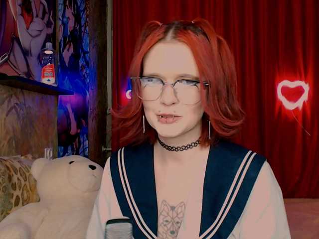 Velvet-and-Venom webcam