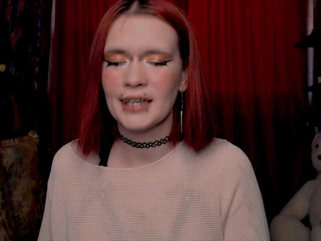 Velvet-and-Venom's BongaCams show and profile