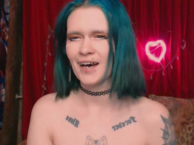 Velvet-and-Venom's BongaCams show and profile