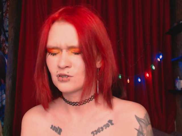 Velvet-and-Venom's BongaCams show and profile