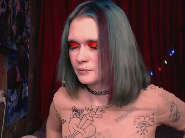 Velvet-and-Venom's BongaCams show and profile