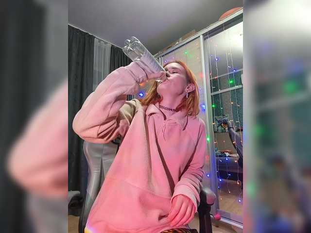 Velvet-and-Venom's BongaCams show and profile