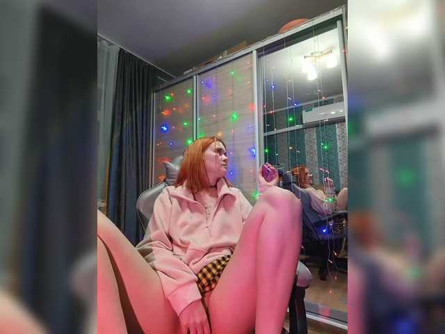 Velvet-and-Venom's BongaCams show and profile