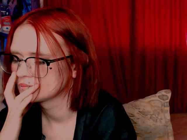 Velvet-and-Venom webcam