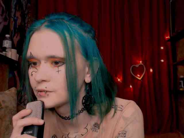 Velvet-and-Venom Velvet-and-Venom