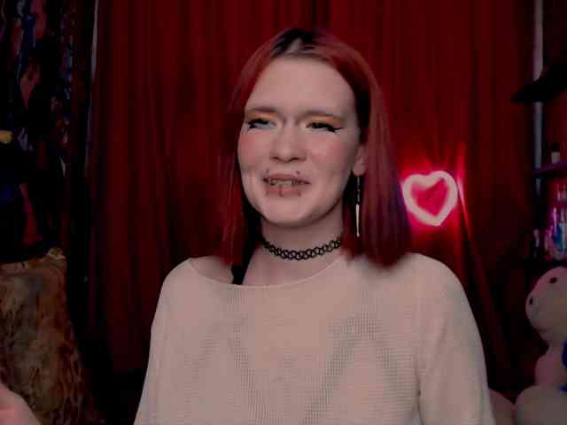 Velvet-and-Venom webcam