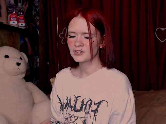 Velvet-and-Venom webcam