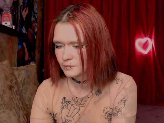 Velvet-and-Venom webcam