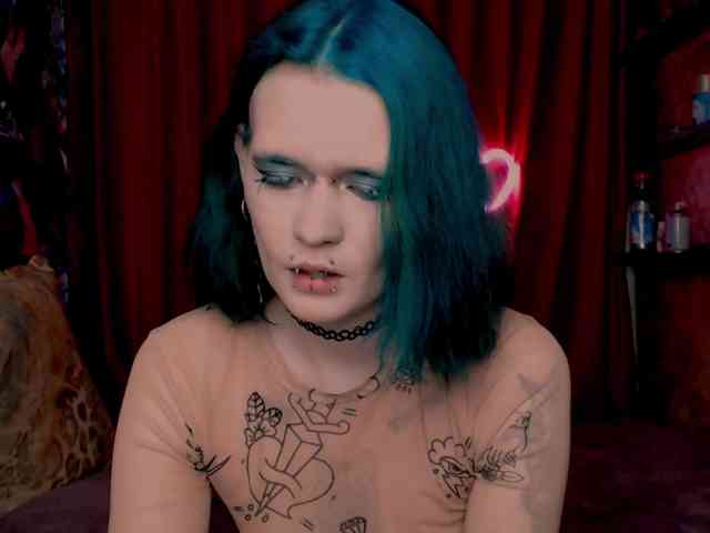 Velvet-and-Venom Velvet-and-Venom