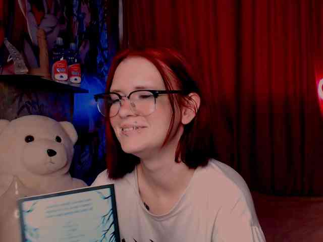 Velvet-and-Venom webcam