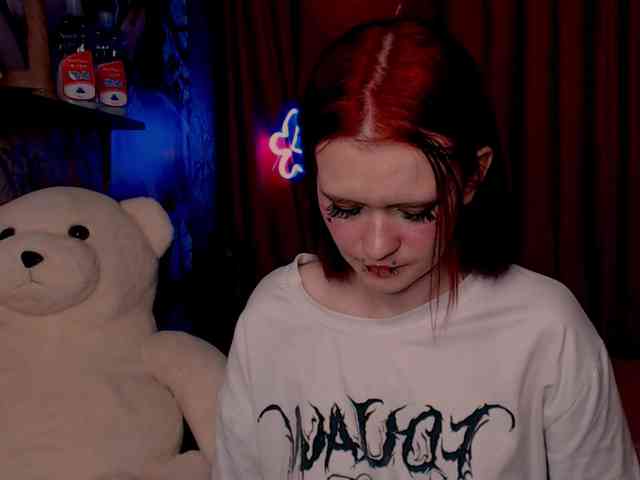 Velvet-and-Venom webcam