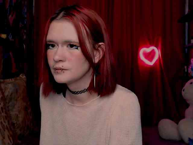 Velvet-and-Venom webcam