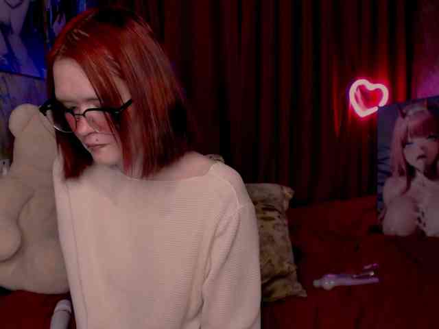 Velvet-and-Venom webcam