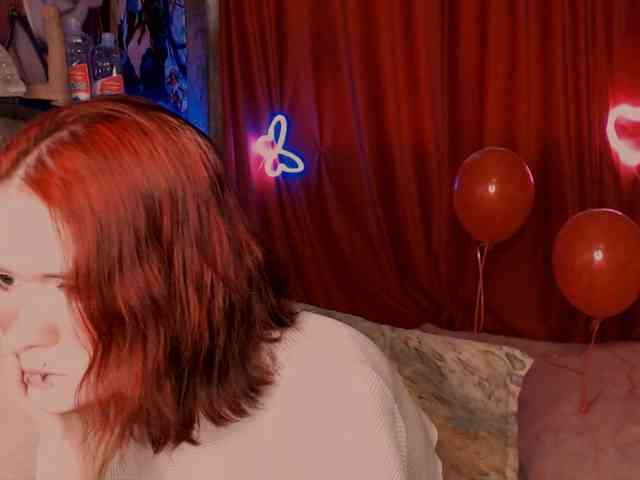 Velvet-and-Venom webcam
