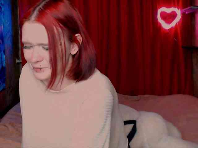 Velvet-and-Venom webcam