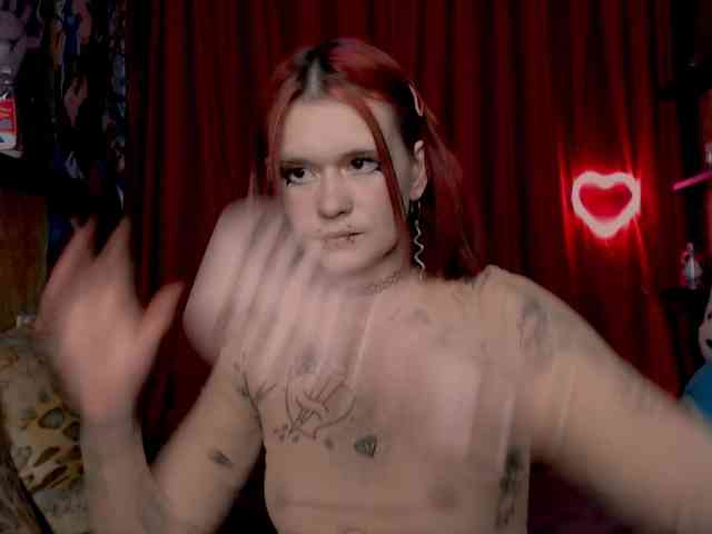 Velvet-and-Venom webcam