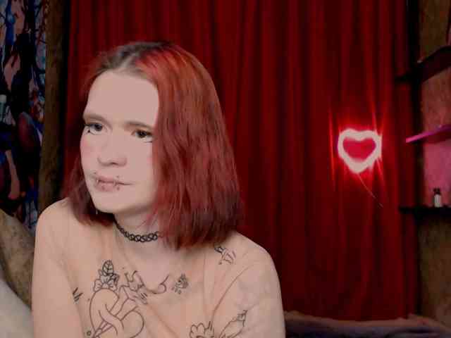 Velvet-and-Venom webcam