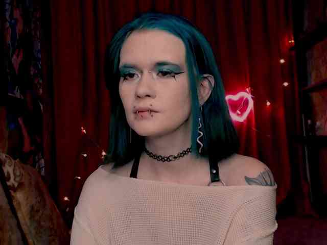 Velvet-and-Venom Velvet-and-Venom