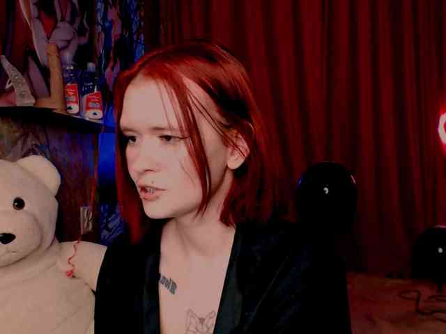 Velvet-and-Venom webcam
