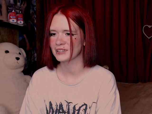 Velvet-and-Venom webcam