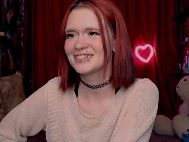 Velvet-and-Venom webcam