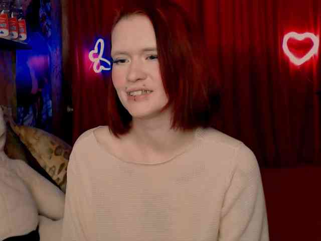 Velvet-and-Venom webcam