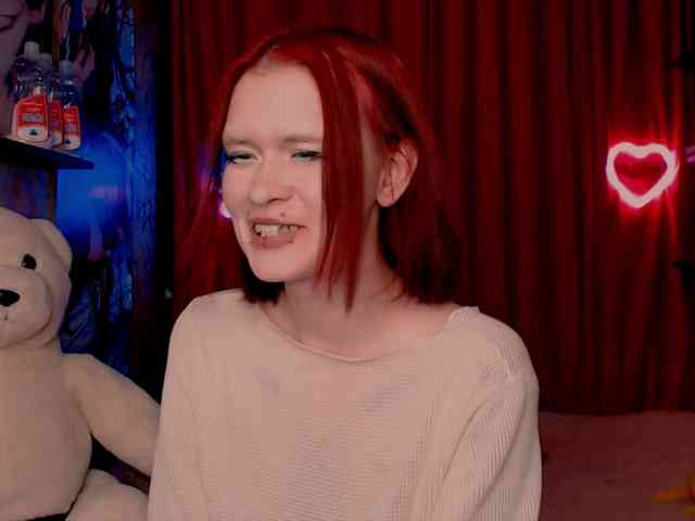 Velvet-and-Venom webcam