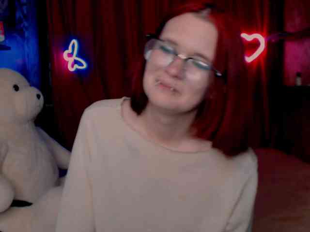 Velvet-and-Venom webcam