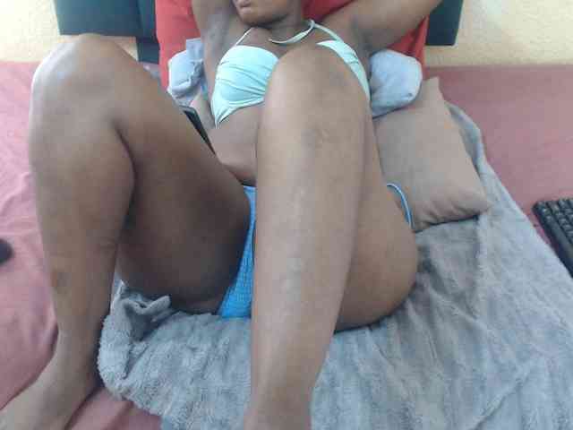 Fatassboodyxx webcam