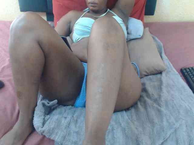 Fatassboodyxx webcam