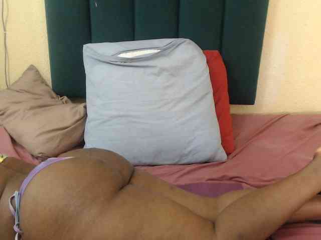 Fatassboodyxx webcam